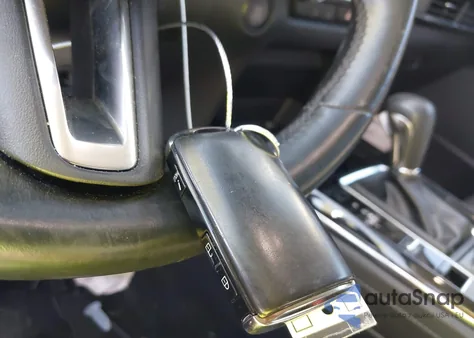 2023 Mazda Cx-30 2.5 S Preferred z USA, uszkodzony, nr VIN 3MVDMBCM6PM527594